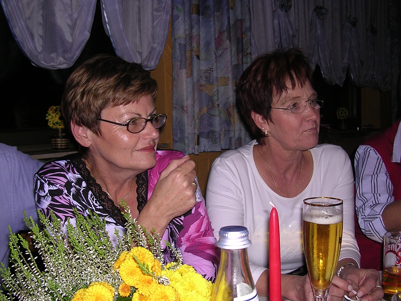 feier2005-24.JPG - Renate Gerlach (Faller) - Gertrud Becker (Simon)