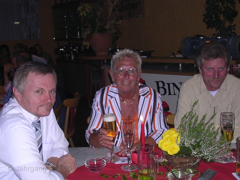 feier2005-8.JPG - Bernd Tenhold - Emmi Herget (Koelle) - Erwin Bozem